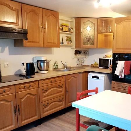 Chalet Pour Deux Personnes Saint-Pierre-du-Lorouër Exteriör bild